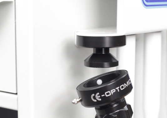 Soporte-para-cabezal-de-camara.jpg Unité de consultation ORL Optomic Otosmart Plus – vue 7